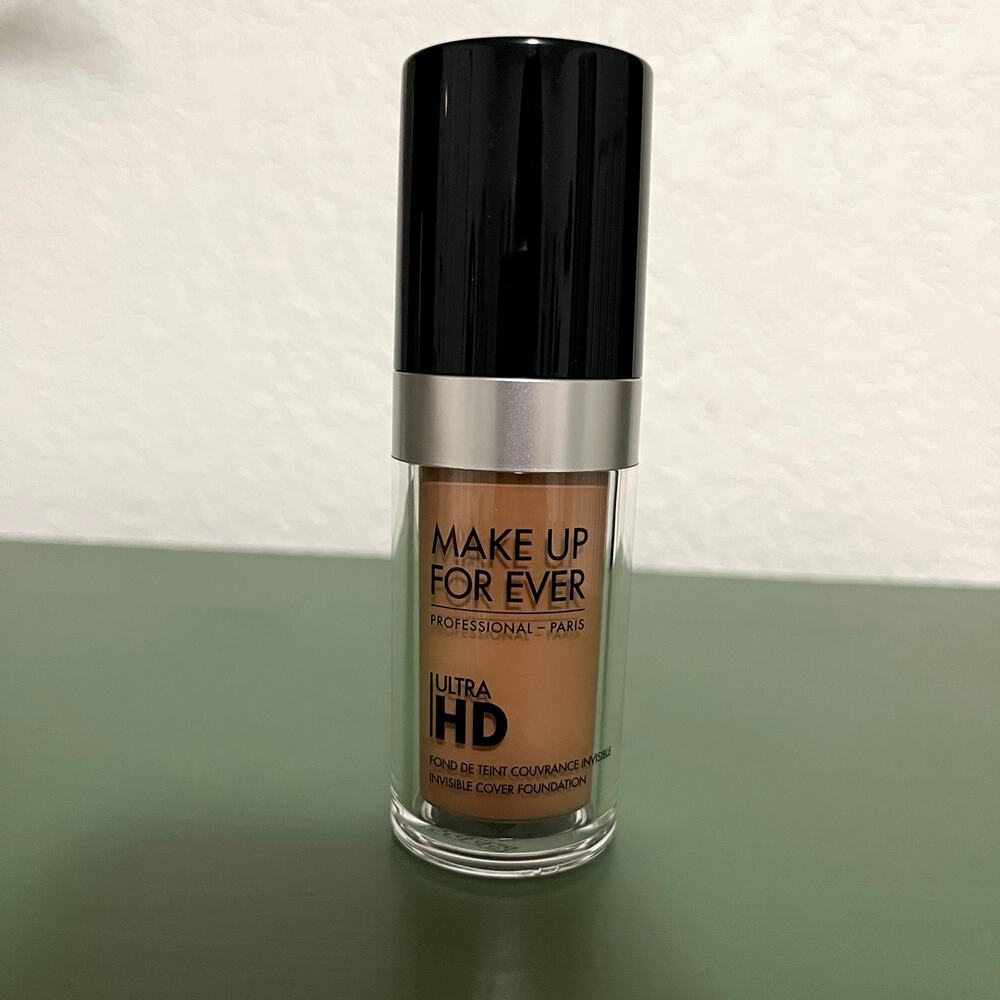 Makeup Forever Ultra HD Foundation Shade: Y445